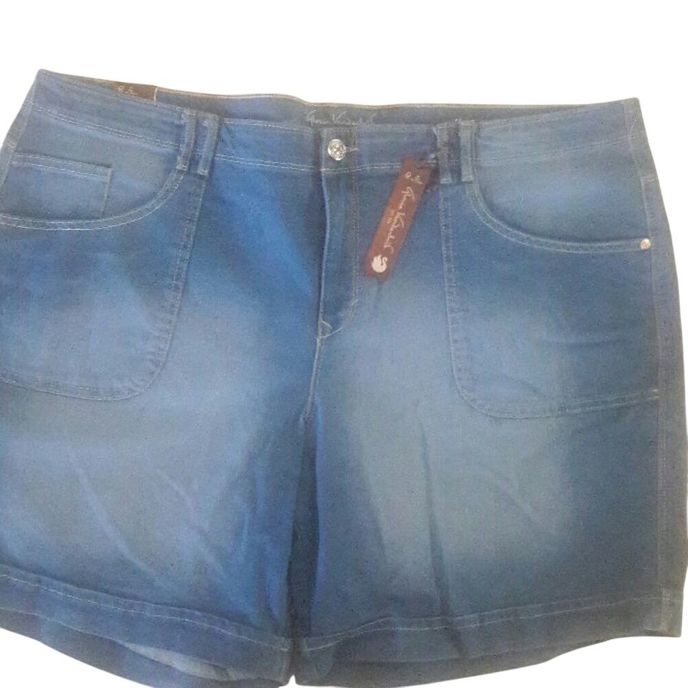 Gloria Vanderbilt Keegan Denim Shorts Distressed Blue Marieta Wash Women's 22W
